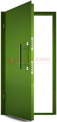 Зеленая металлическая бронированная дверь ДБ-8 в Чехове