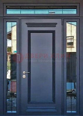 Черная металлическая дверь с фрамугой и филенкой ДФГ-19 в Нижнем Новгороде