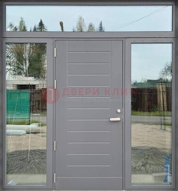 Серая стальная дверь с панелью МДФ и стеклянными фрамугами ДФГ-28 в Нижнем Новгороде