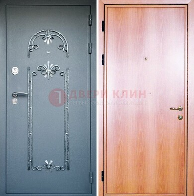 Железная дверь с ковкой ламинат внутри ДК-11 в квартиру в Нижнем Новгороде