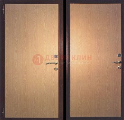 Коричневая металлическая дверь с ламинатом ДЛ-17 в Нижнем Новгороде