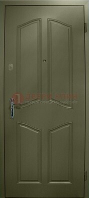 Зеленая стальная дверь с МДФ ДМ-49 в дом в Нижнем Новгороде