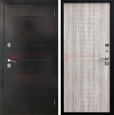 Черная железная дверь с порошковым покрытием и филенчатой МДФ ДП-221 в Кубинке