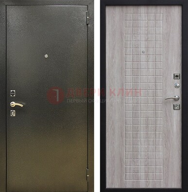 Железная темная дверь с порошковым покрытием и филенчатой МДФ ДП-297 в Нижнем Новгороде