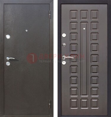 Коричневая железная дверь с порошковым окрасом ДП-63 в Нижнем Новгороде