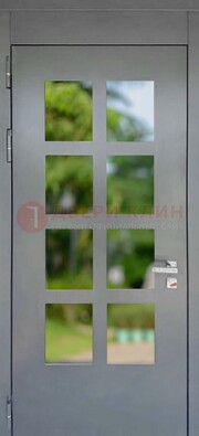 Серая металлическая дверь со стеклом ДС-78 в Нижнем Новгороде