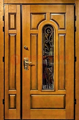 Распашная металлическая дверь со стеклом и ковкой для дома ДСК-152 в Нижнем Новгороде