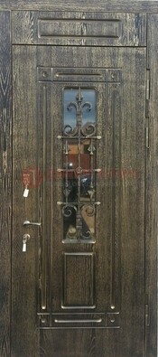 Зеленая входная дверь со стеклом и ковкой ДСК-67 в Нижнем Новгороде